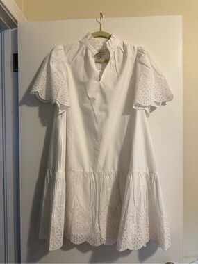 crown & ivy White Eyelet Flutter-Sleeve Womens Dress